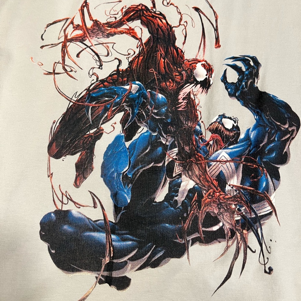 Men venom t-shirt